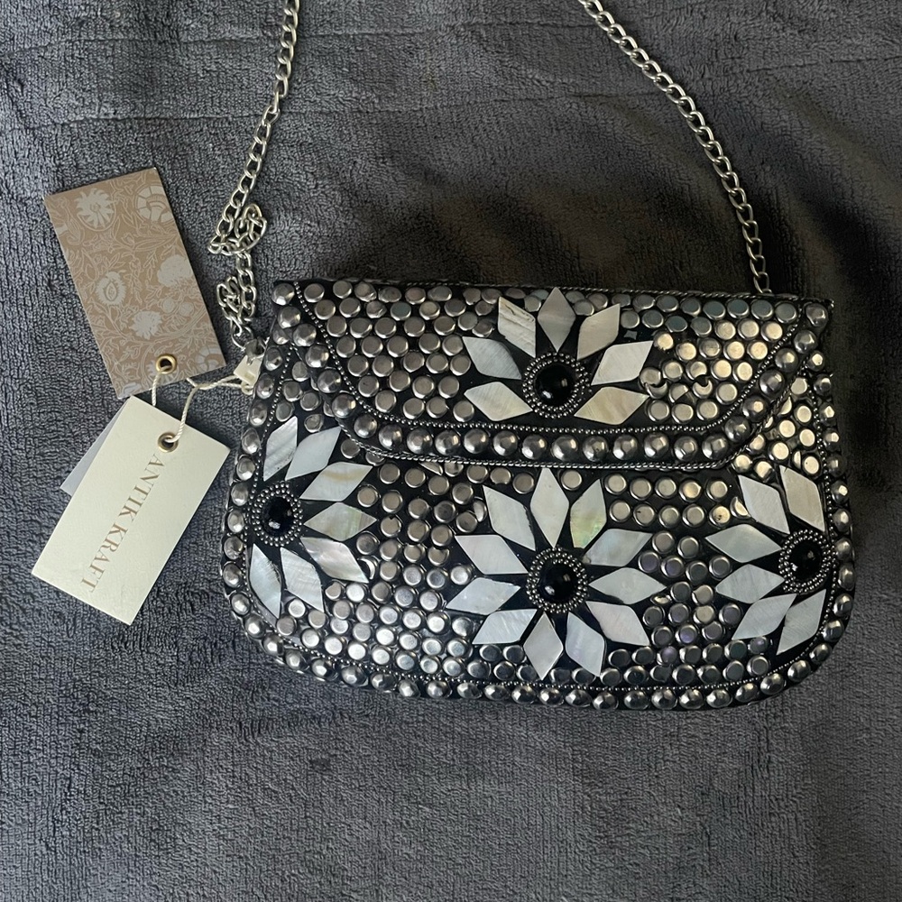 Antik Kraft Black and Silver Floral Women's Metal Bag